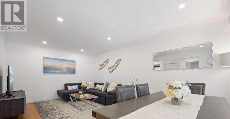 MAIN-73 Centre Avenue, Toronto, ON, M2M 2L5 - 6
