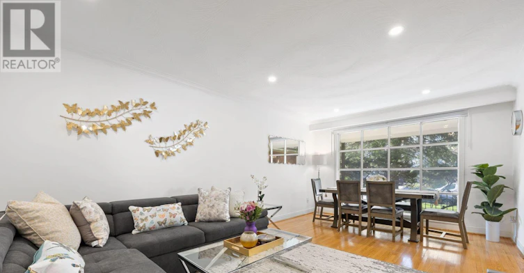 MAIN-73 Centre Avenue, Toronto, ON, M2M 2L5 - 5