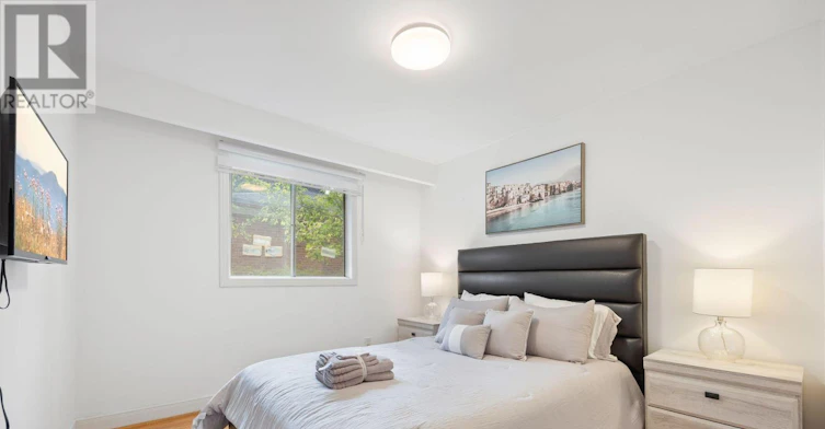 MAIN-73 Centre Avenue, Toronto, ON, M2M 2L5 - 28