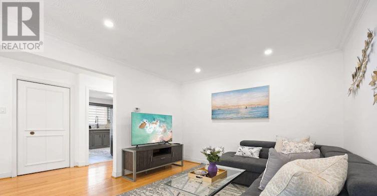 MAIN-73 Centre Avenue, Toronto, ON, M2M 2L5 - 4