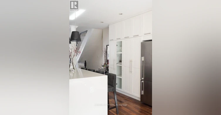 593 Hillsdale Avenue E, Toronto, ON, M4S 1V1 - 8