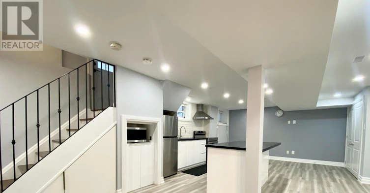 BSMT-1001 Cosburn Avenue, Toronto, ON, M4C 2W8 - 3
