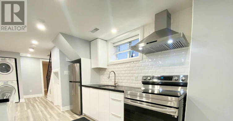 BSMT-1001 Cosburn Avenue, Toronto, ON, M4C 2W8 - 6