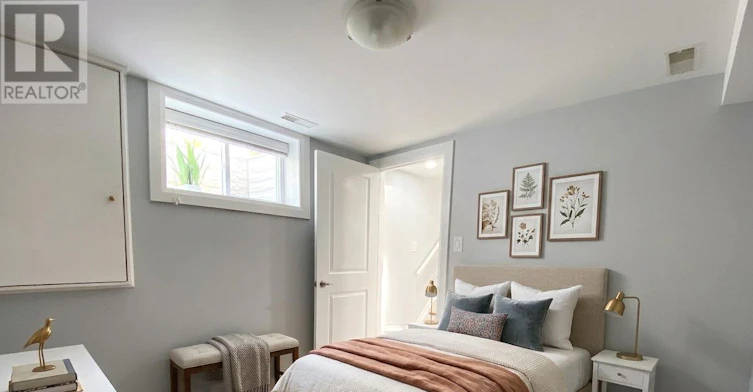 BSMT-1001 Cosburn Avenue, Toronto, ON, M4C 2W8 - 17