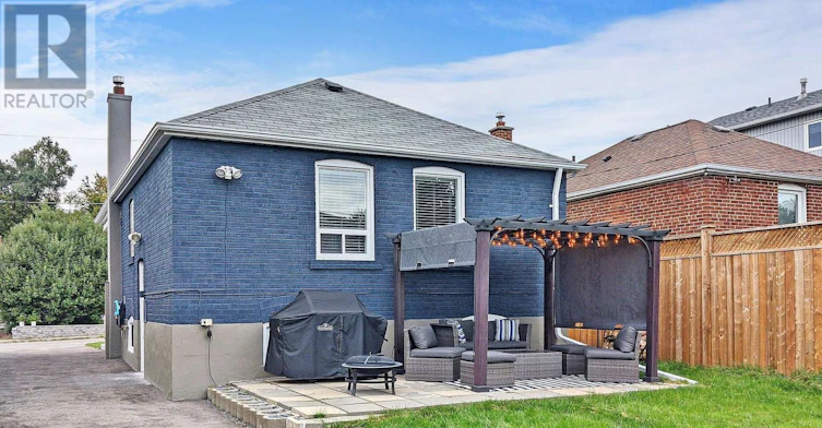 53 Tiago Avenue, Toronto, ON, M4B 2A2 - 29