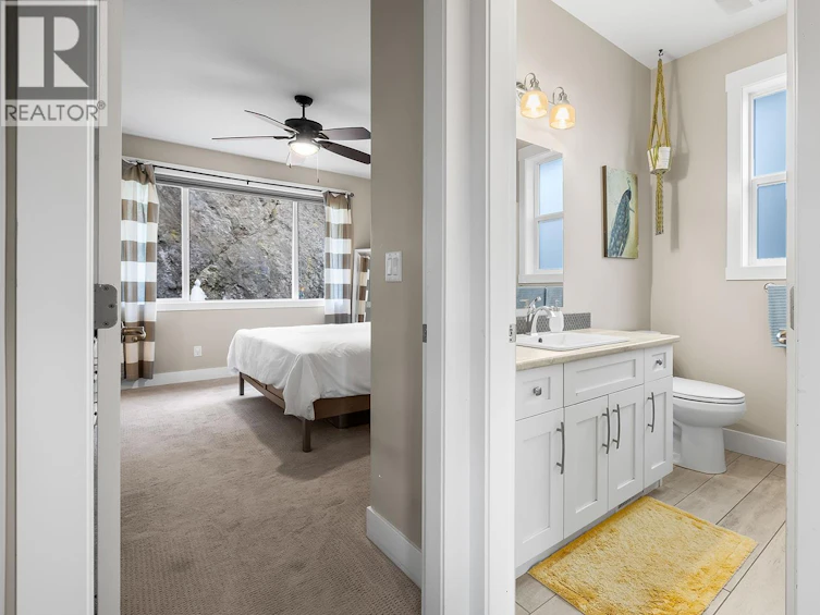 1330 Rocky Point Drive, Kelowna, BC, V1V 2Z9 - 30