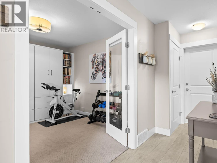 1330 Rocky Point Drive, Kelowna, BC, V1V 2Z9 - 4