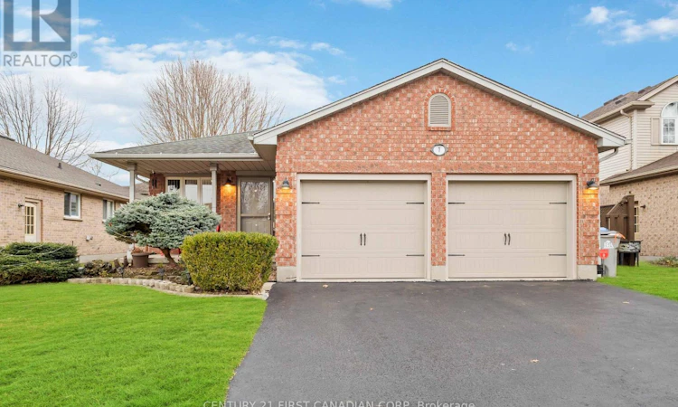 7 Juniper Crescent