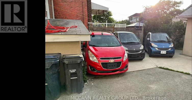MAIN-32 Belgravia Avenue, Toronto, ON, M6E 2M5 - 19