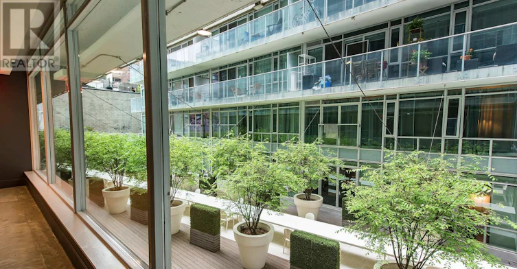 204-75 Portland Street, Toronto, ON, M5V 2M9 - 27
