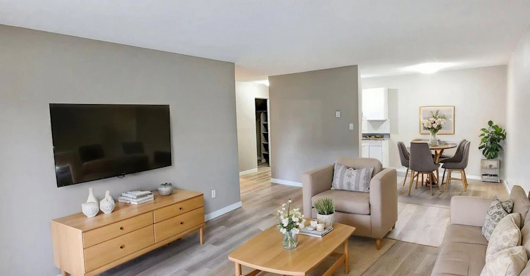 210-14831 104 Avenue, Surrey, BC, V3R 1M5
