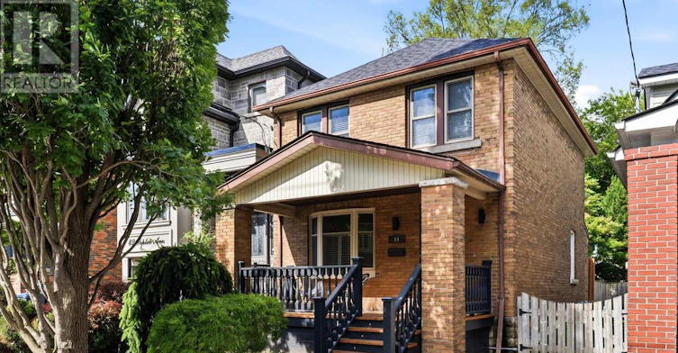 44 Pepler Avenue, Toronto, ON, M4J 2Y8