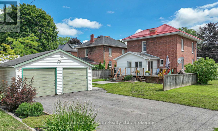 33 Sussex Street S
