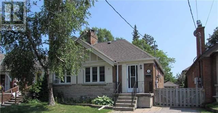 143 Glenvale Boulevard, Toronto, ON, M4G 2W2