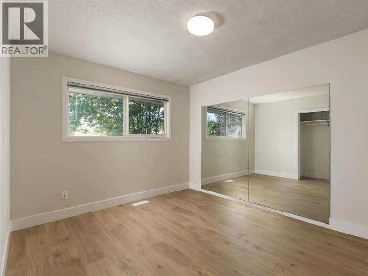 2451 Sexsmith Road, Kelowna, BC, V1V 2E9 - 30