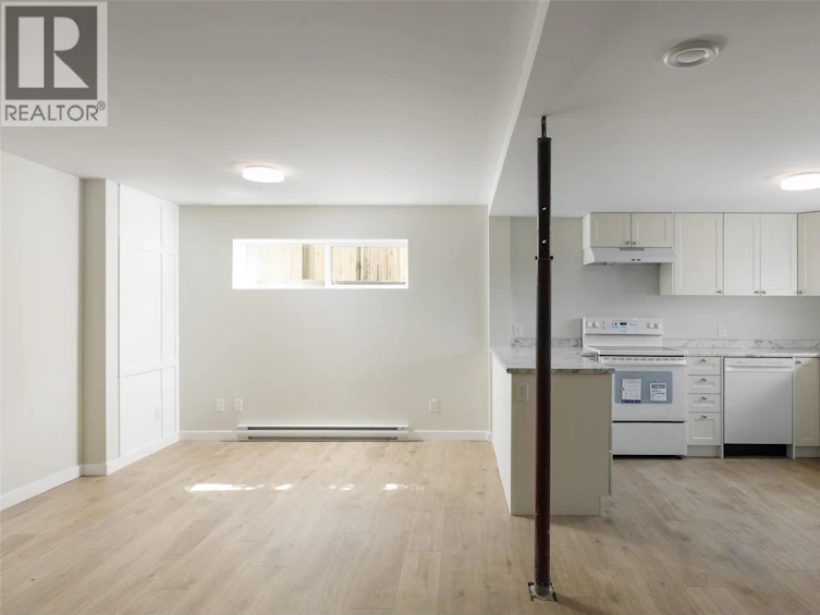 2451 Sexsmith Road, Kelowna, BC, V1V 2E9 - 32
