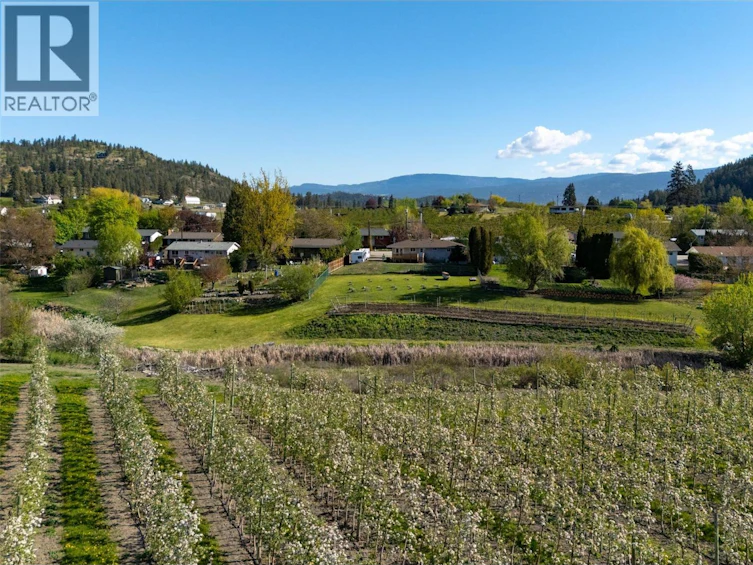 2451 Sexsmith Road, Kelowna, BC, V1V 2E9 - 52
