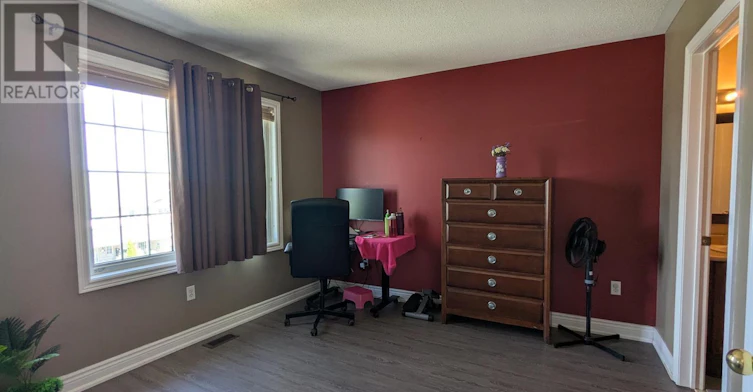 1218 Lamont Crescent, Milton, ON, L9T 6W5 - 12