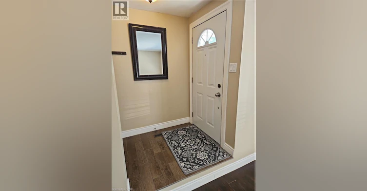 448 Drummerhill Crescent, Waterloo, ON, N2T 1G4 - 4
