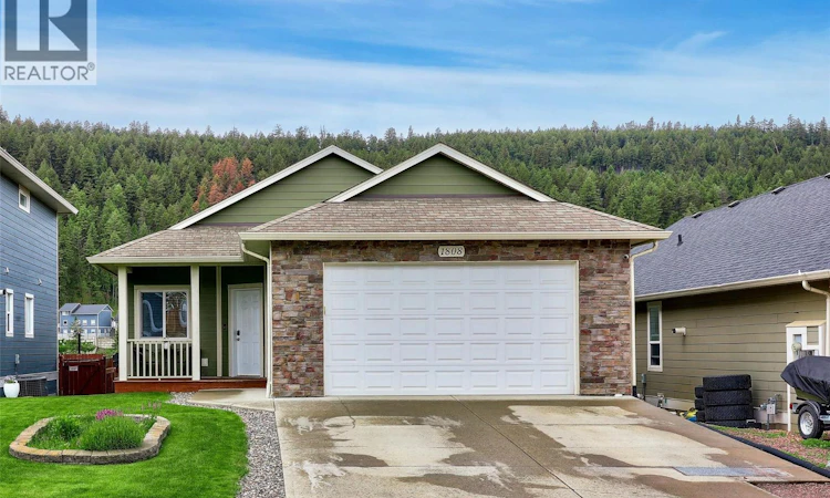 1808 Foxtail Drive