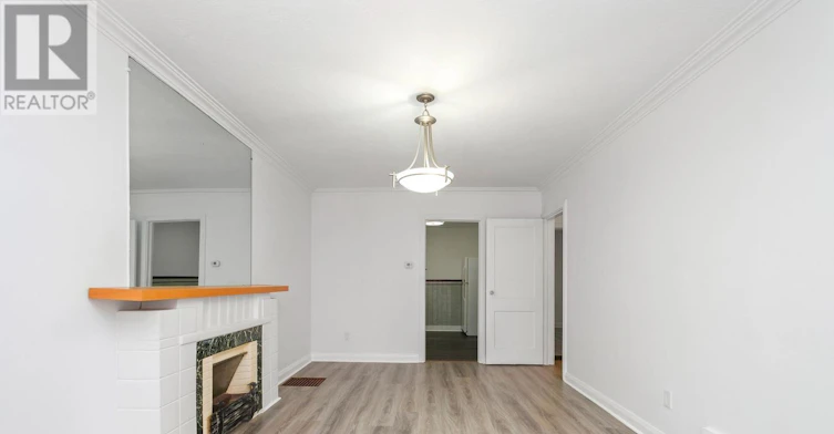 24 Barker Avenue, Toronto, ON, M4C 2N3 - 9