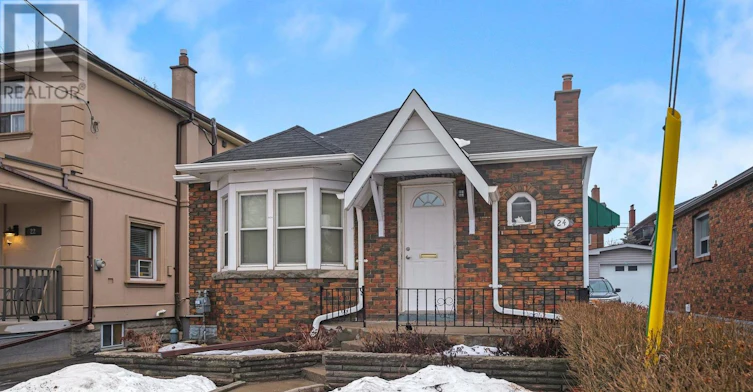 24 Barker Avenue, Toronto, ON, M4C 2N3 - 2
