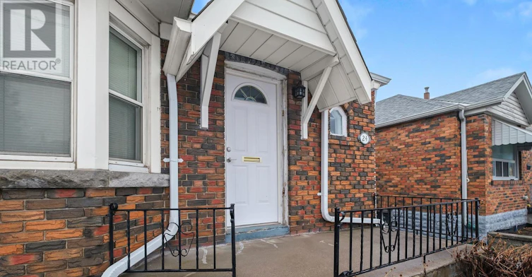 24 Barker Avenue, Toronto, ON, M4C 2N3 - 3