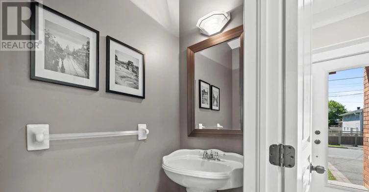 2803 St. Stephen's Street, Ottawa, ON, K2B 1B6 - 6