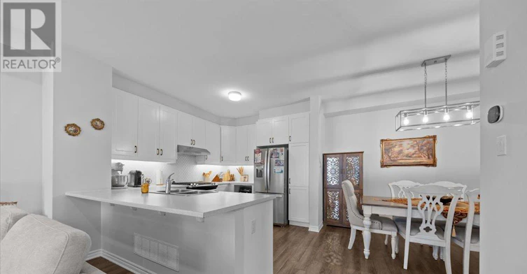 209 Hibernian Walk, Ottawa, ON, K2V 0R6 - 7