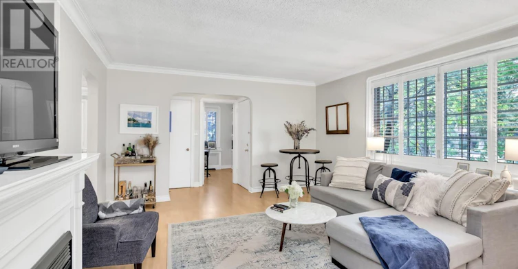 2ND FLR-42 Gormley Avenue, Toronto, ON, M4V 1Y8 - 12