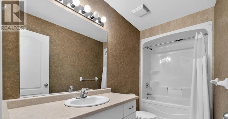 18 Palacebeach Trail, Hamilton, ON, L8E 5C3 - 34