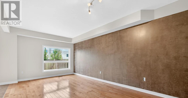 18 Palacebeach Trail, Hamilton, ON, L8E 5C3 - 9
