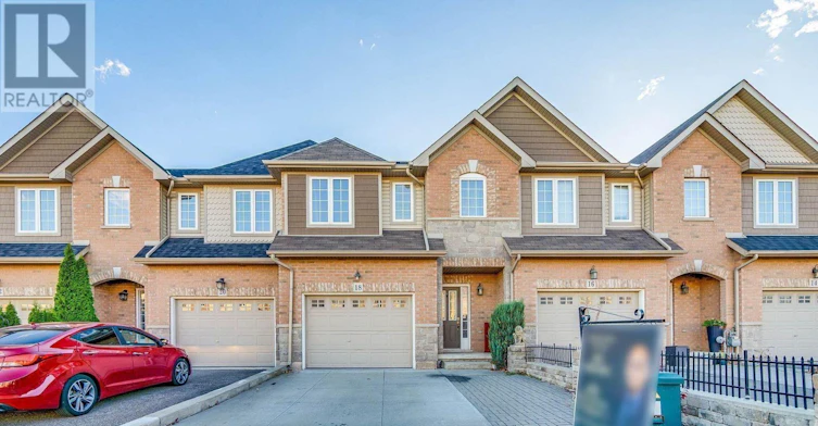 18 Palacebeach Trail, Hamilton, ON, L8E 5C3 - 2