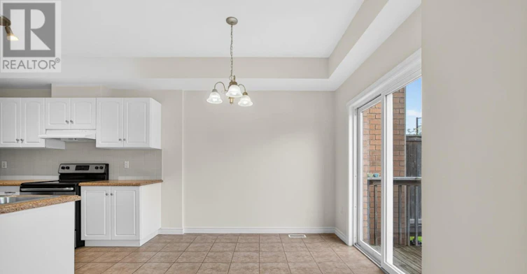 18 Palacebeach Trail, Hamilton, ON, L8E 5C3 - 13