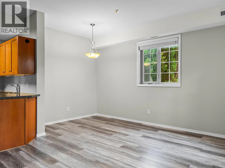 2221-1873 Country Club Drive, Kelowna, BC, V1V 2W6 - 11