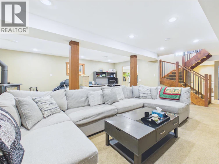 6210 E 33 Highway, Kelowna, BC, V1P 1H8 - 54