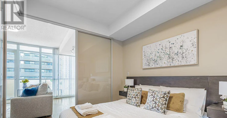1111-55 Bremner Boulevard, Toronto, ON, M5J 0A6 - 14