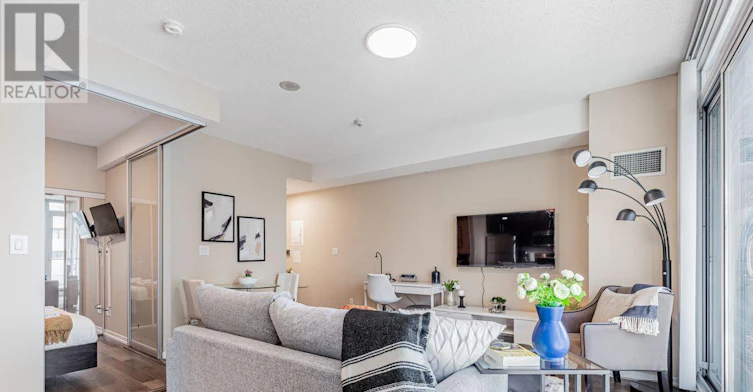 1111-55 Bremner Boulevard, Toronto, ON, M5J 0A6 - 8