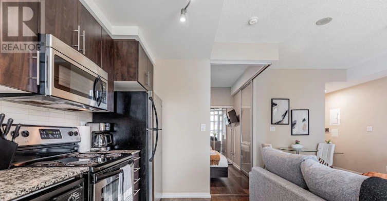 1111-55 Bremner Boulevard, Toronto, ON, M5J 0A6 - 10