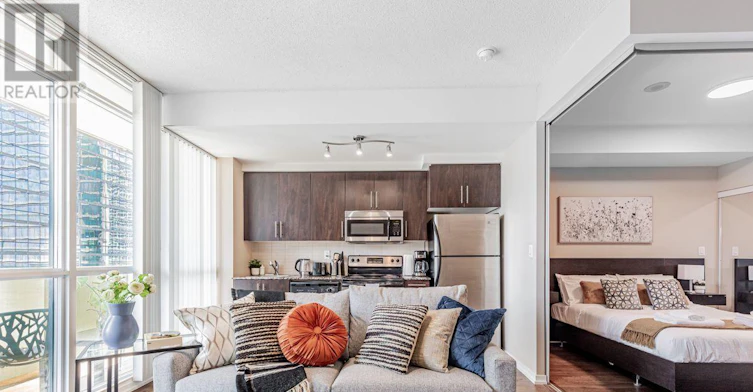 1111-55 Bremner Boulevard, Toronto, ON, M5J 0A6 - 5