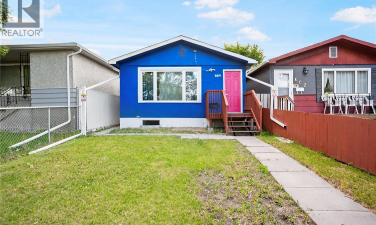 664 Retallack Street
