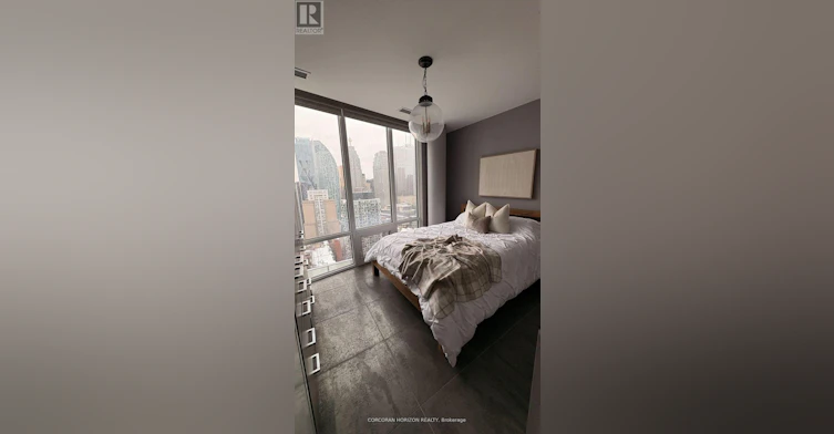 PH01-1 Market Street, Toronto, ON, M5E 0A2 - 12