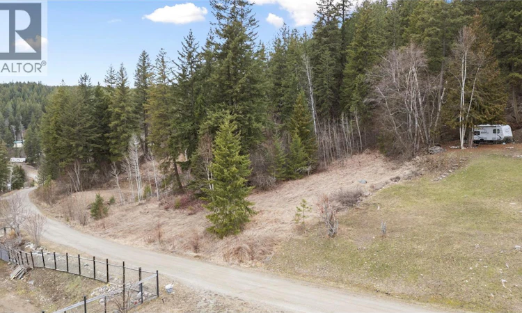 Lot 21-2481 Squilax Anglemont Road