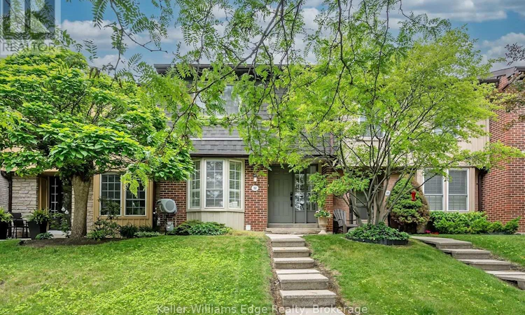 32-3049 Glencrest Road
