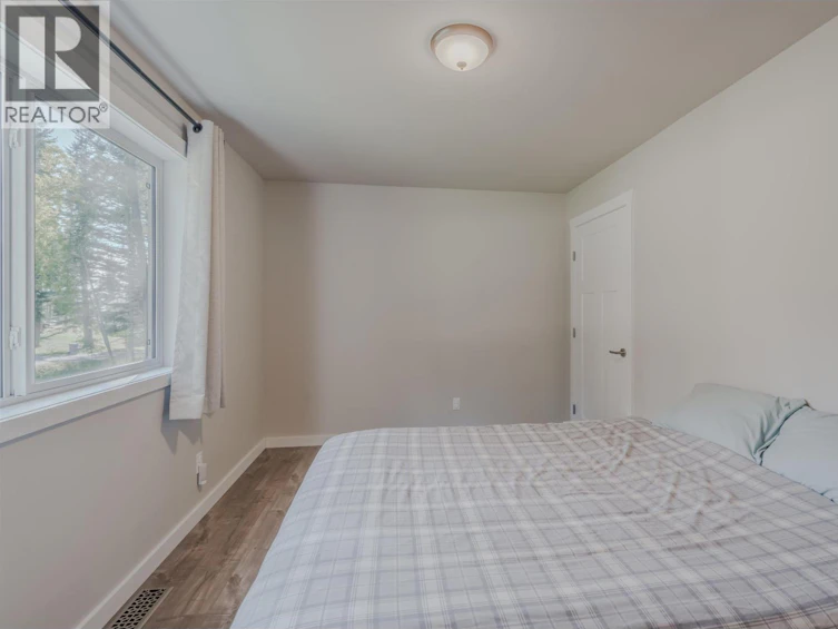 5065 Kinncum Road, 108 Mile Ranch, BC, V0K 2Z0 - 16