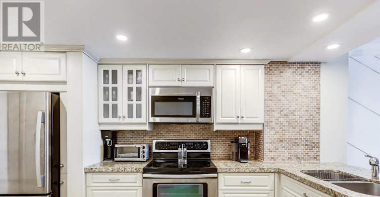 PH23-77 Maitland Place, Toronto, ON, M4Y 2V6 - 9