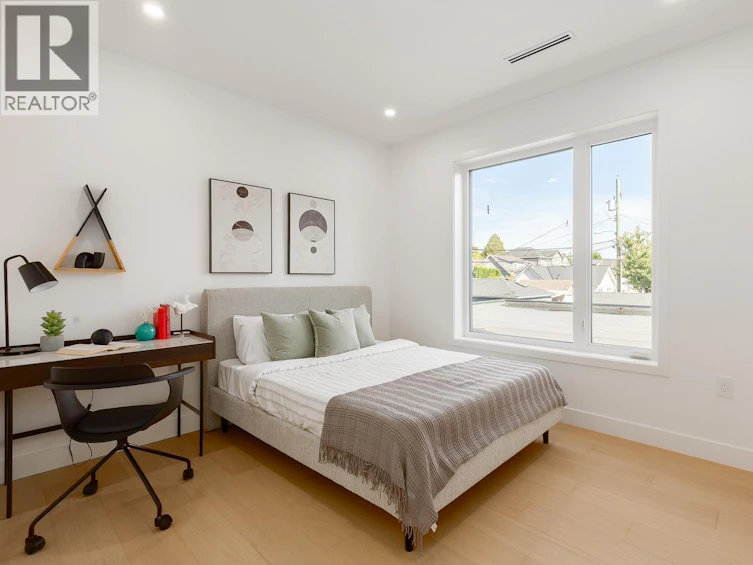 477 W 20th Avenue, Vancouver, BC, V5Y 2C7 - 12