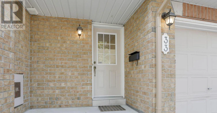 33 Scampton Drive, Ottawa, ON, K2W 1G1 - 3