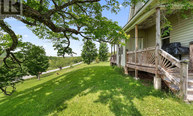 2058 River Side Road East