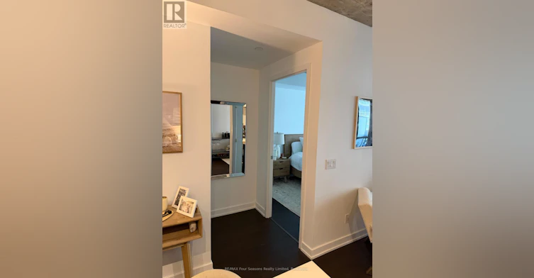 325-1030 King Street W, Toronto, ON, M6K 1E6 - 5